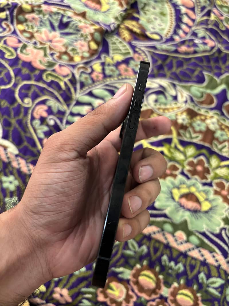 Apple iPhone 14 Pro Max 5