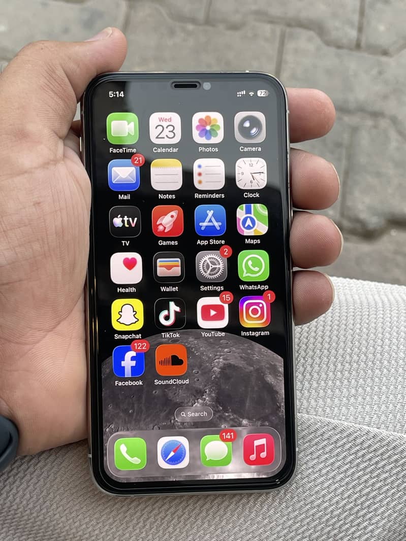 Apple iPhone 11 Pro 3