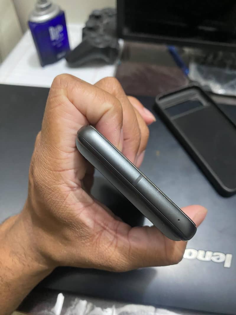 Google Pixel 8 3