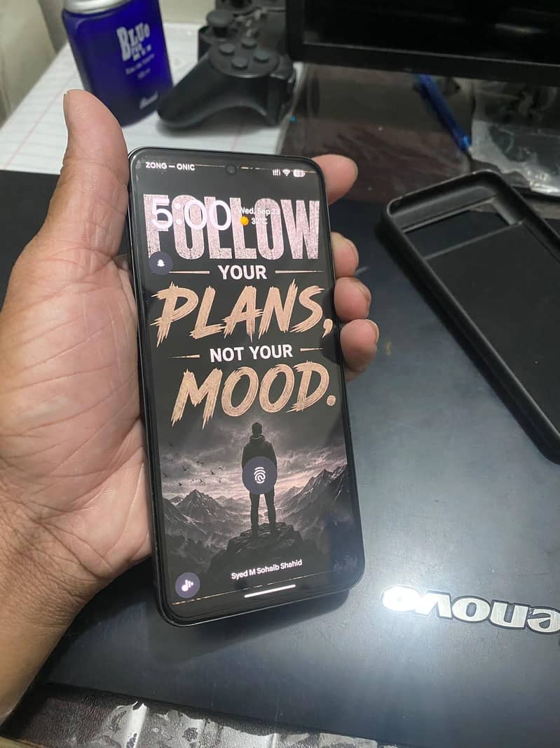Google Pixel 8 5