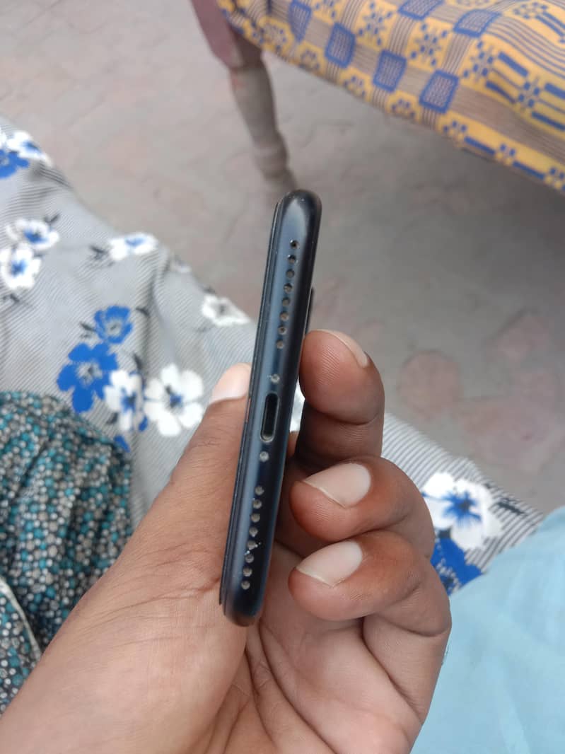 Apple iPhone 7 Plus 4