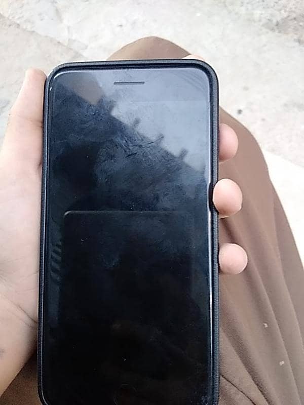 Apple iPhone 7 Plus 1