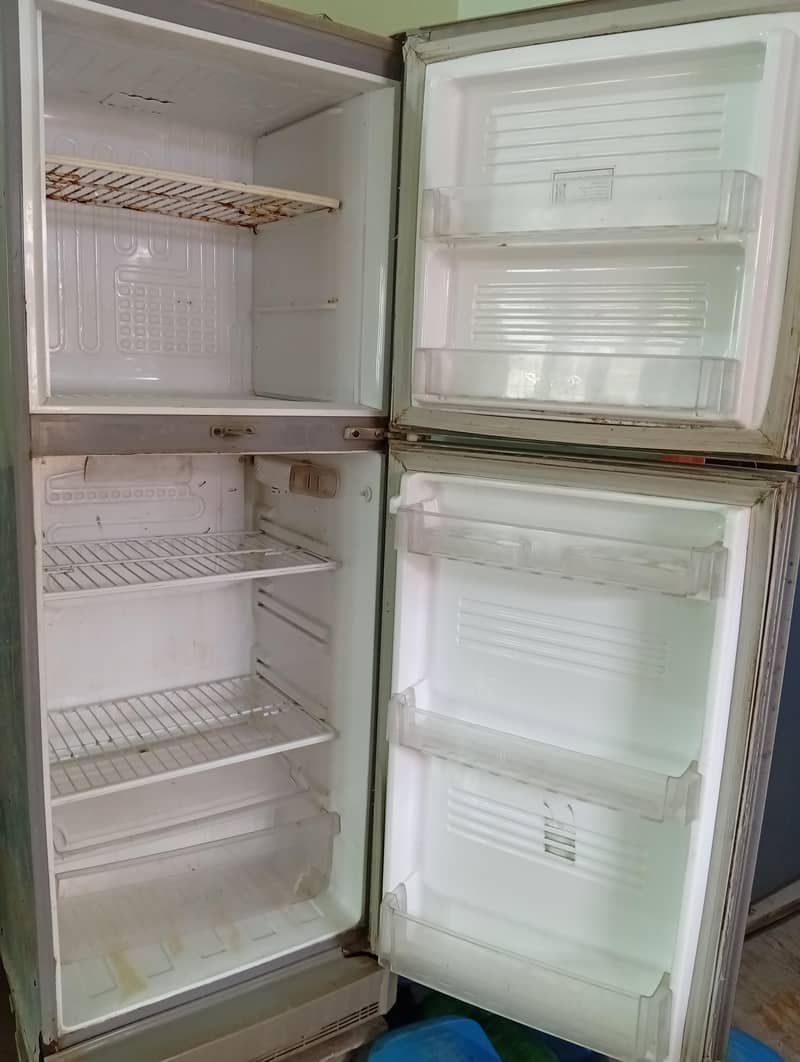 2 fridge 10