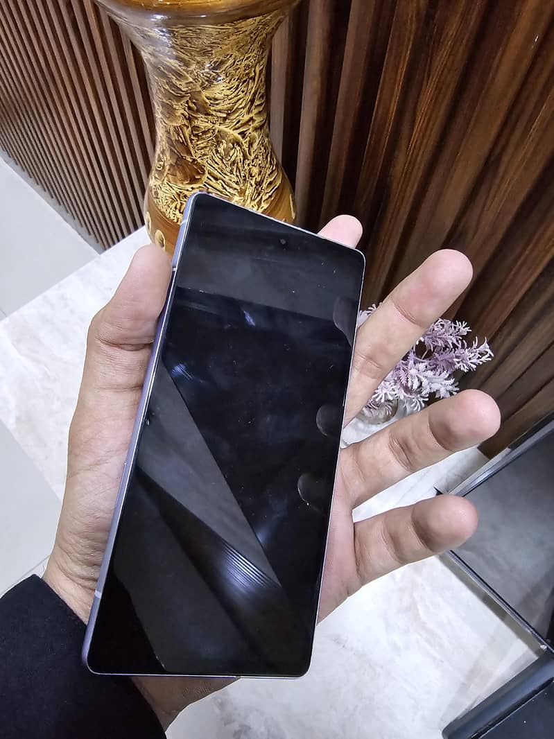 Google Pixel 7a 2
