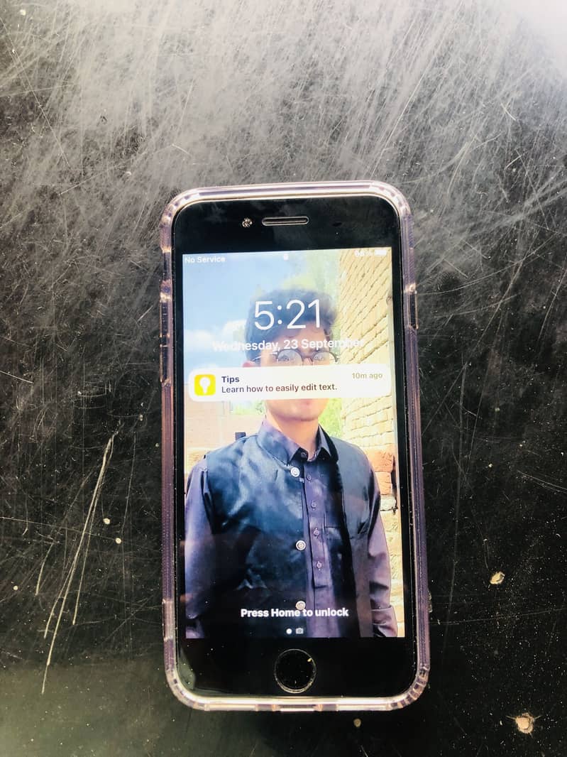Apple iPhone 7 3