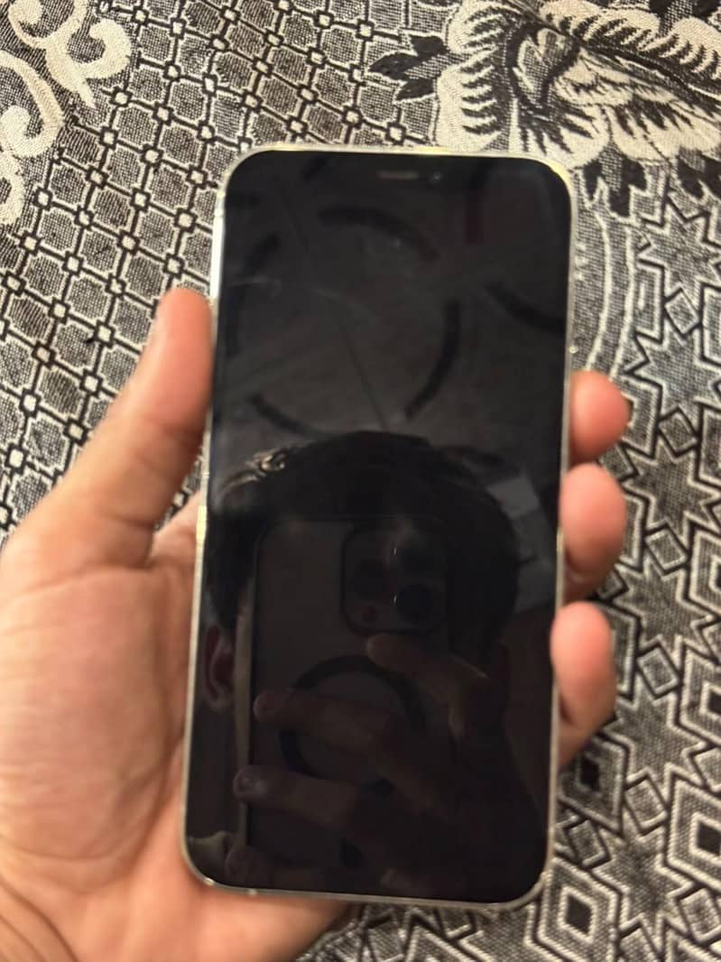 Apple iPhone 12 Pro 6