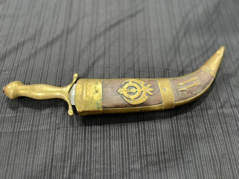 Antique Degger 5