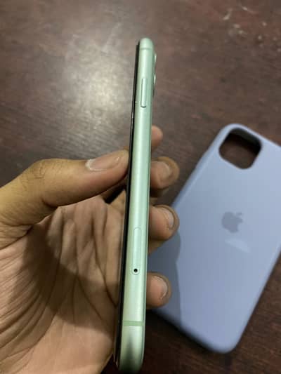 Apple iPhone 11