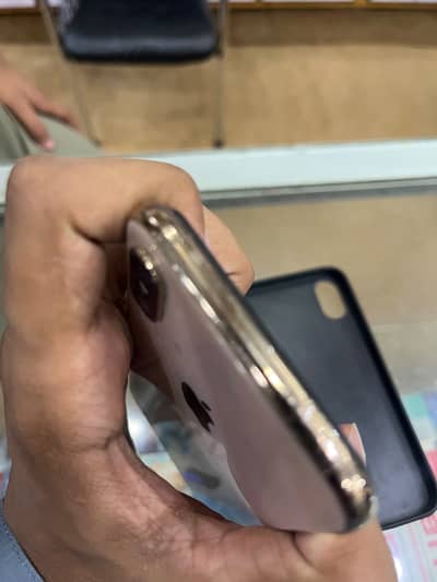 Apple iPhone XS