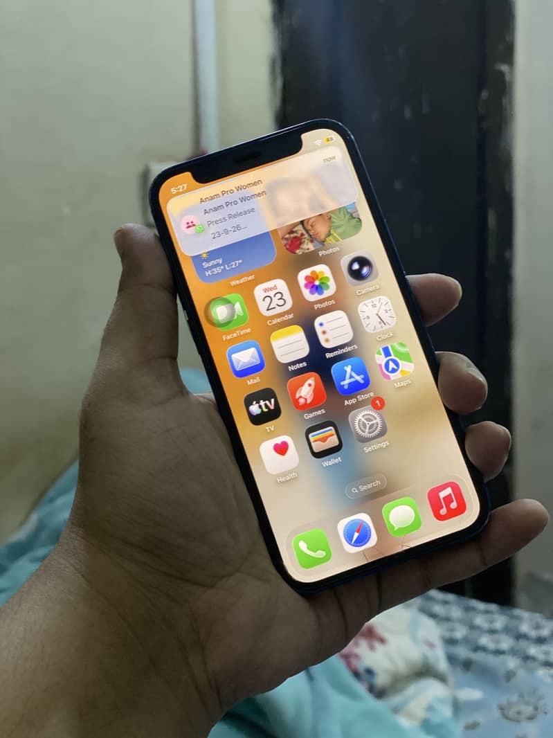 Apple iPhone 12 mini 4