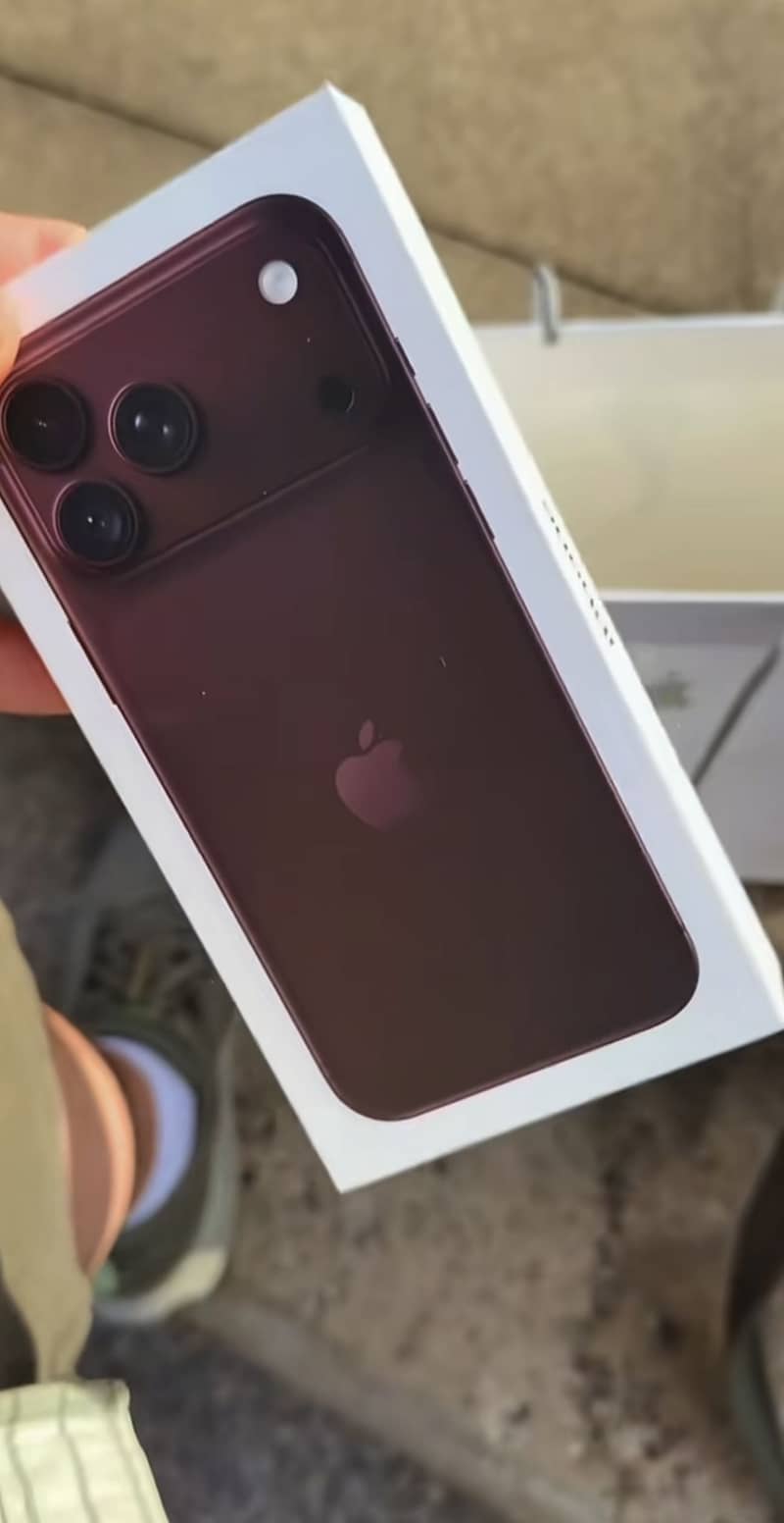Apple iPhone 18 Pro Max 0