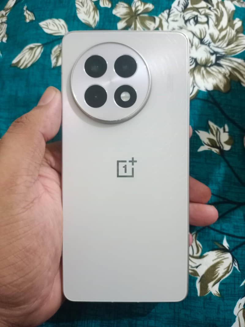 One Plus 13R 1