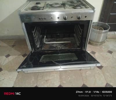 Used Crona Cooking Range for Sale –  Good condition