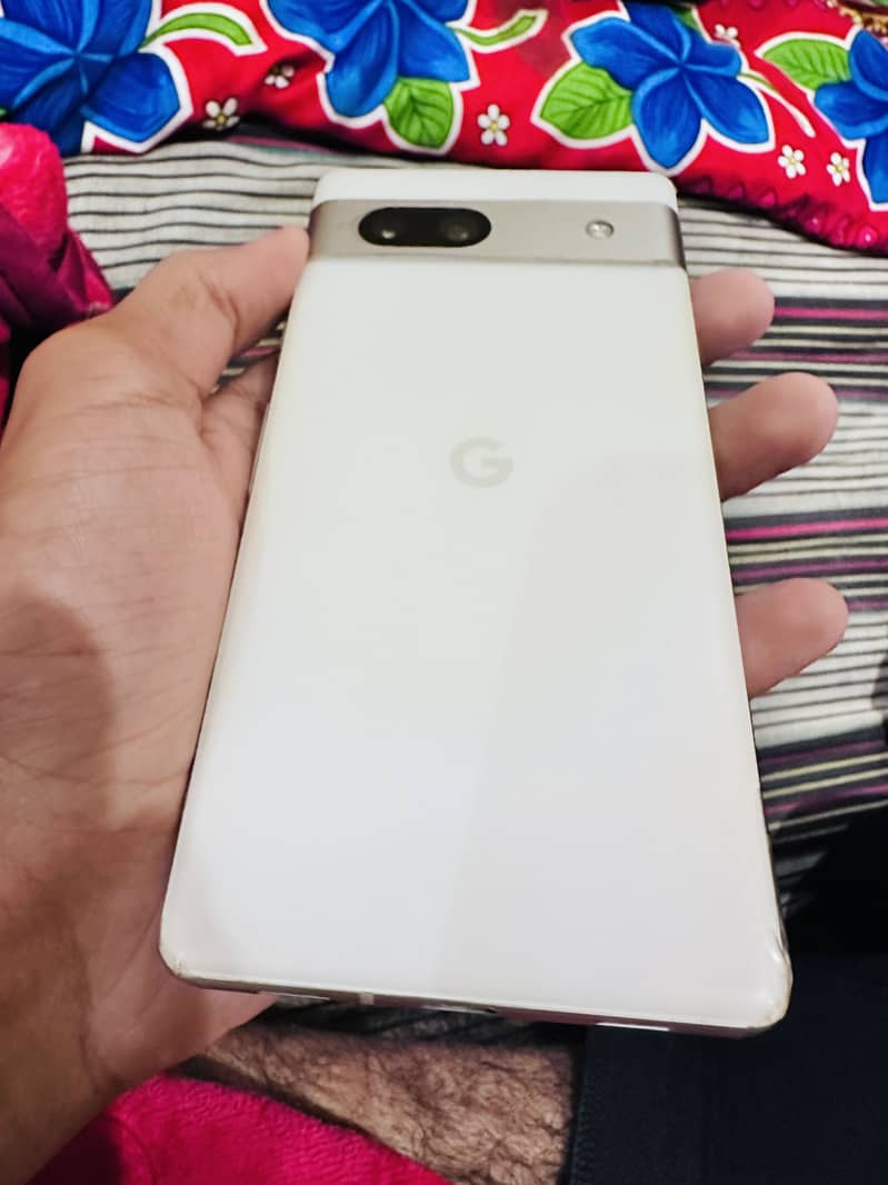 Google Pixel 7a 5