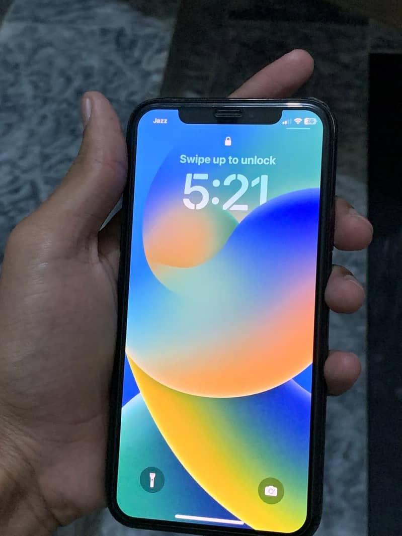 Apple iPhone X 0