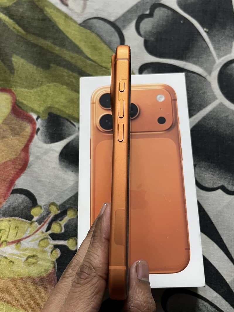 Apple iPhone 17 Pro 5