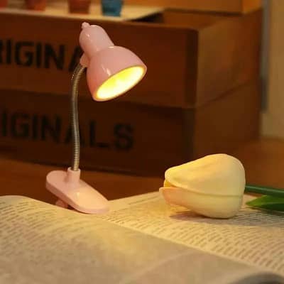 Table lamp