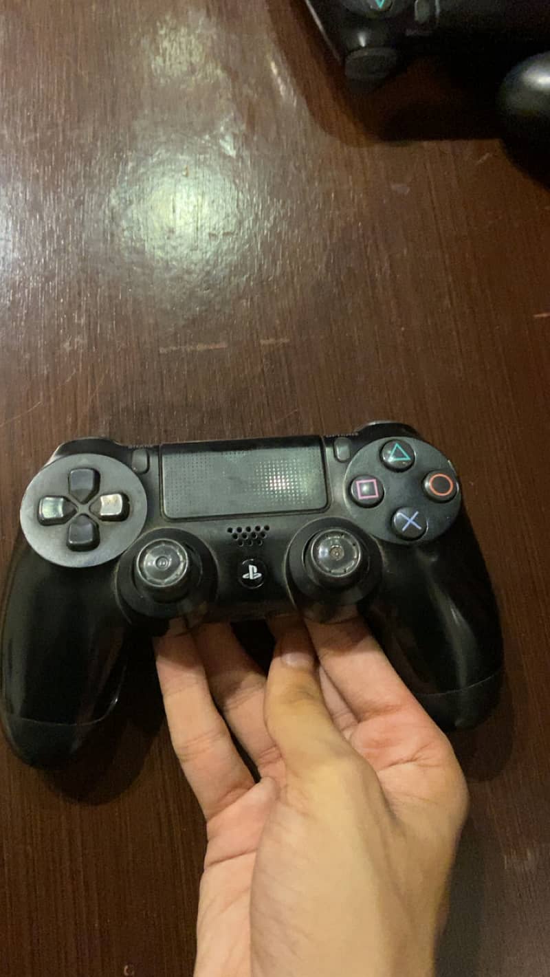 PS4 ORIGINAL CONTROLLER 3