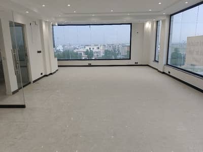 5 Marla Commercial Hall For Rent In Prime Location In Bahria Town Lahore