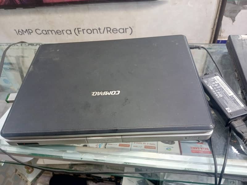 compaq 2