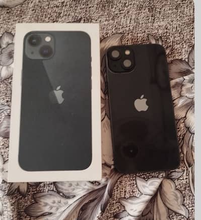 Apple iPhone 13