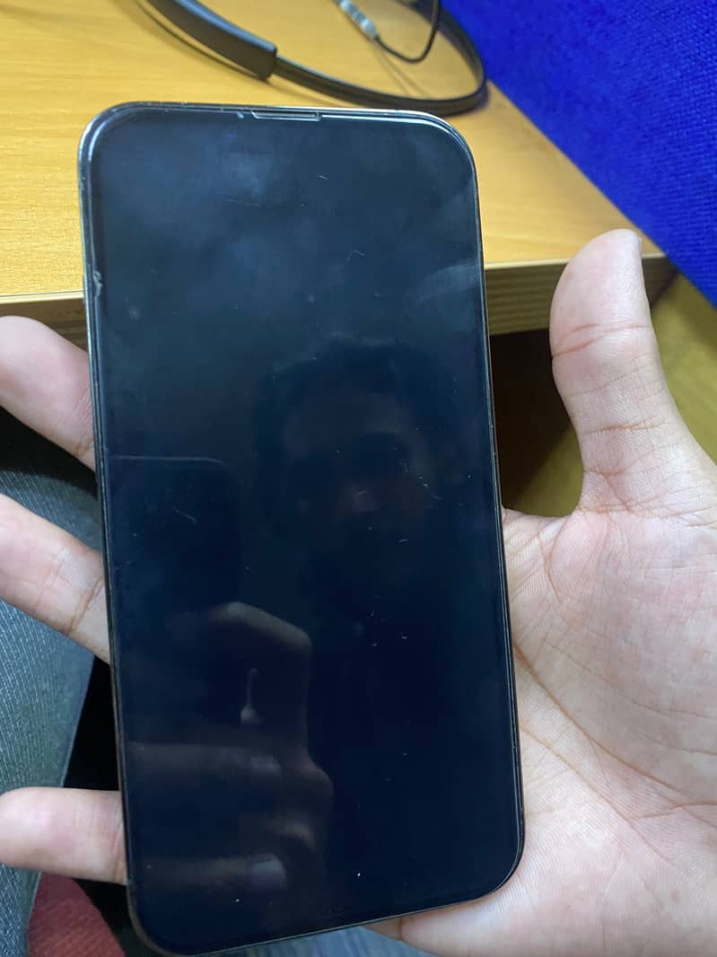 Apple iPhone 13 Pro 4