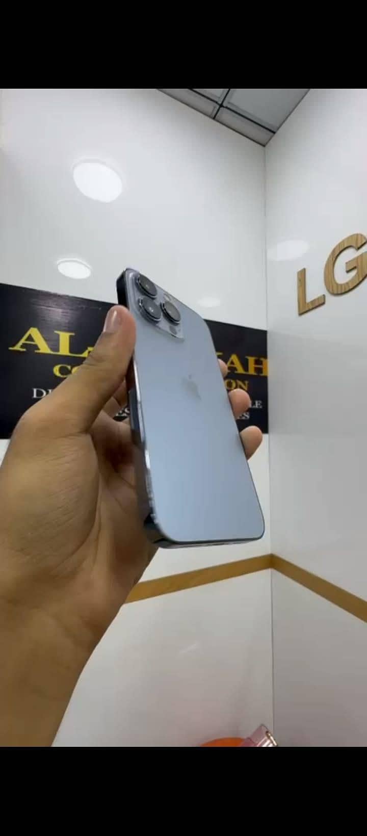 Apple iPhone 13 Pro 1