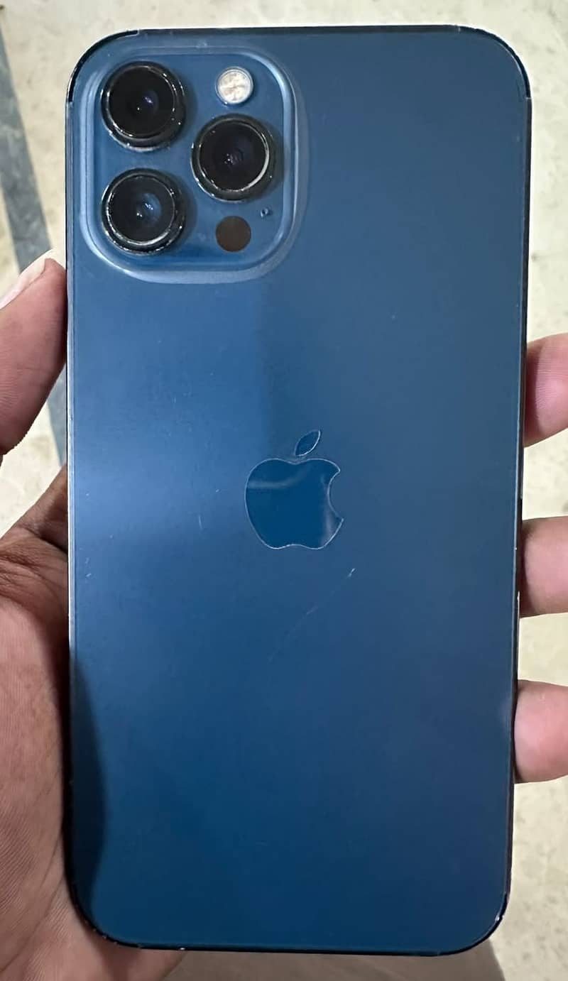 Apple iPhone 12 Pro Max 4