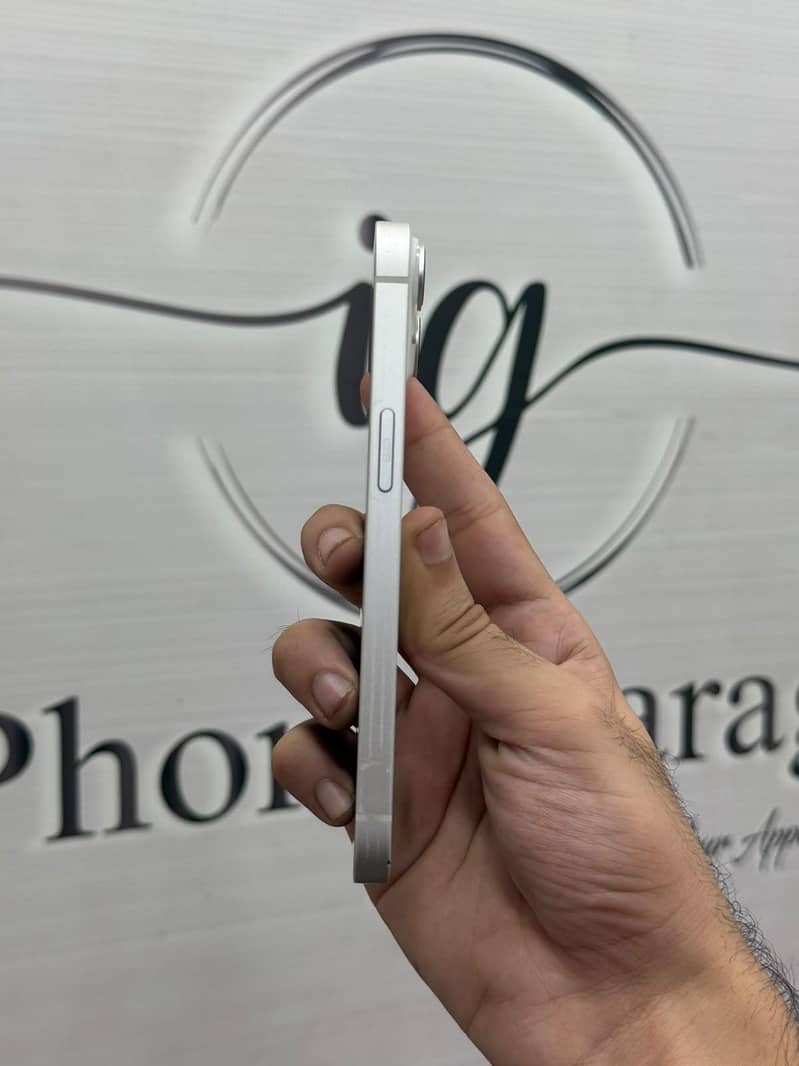 Apple iPhone 14 1