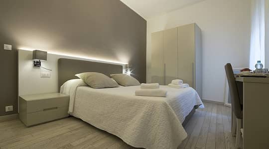 Short stay guest House in Bahria Town Karachi
