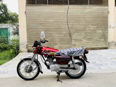Honda CG125  2020Model total genuine 13000km use  best for2021 2022