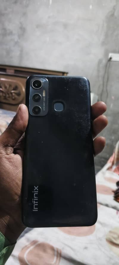 Infinix Hot 11