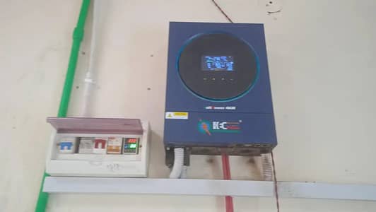 4KW Solar Inverter + Phoenix Lithium Battery 105Ah + 3×585W Panels