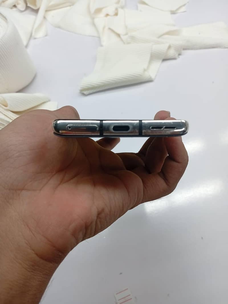 One Plus 8 5