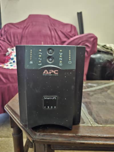 APC UPS excellent condition