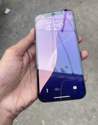 Apple iPhone 12