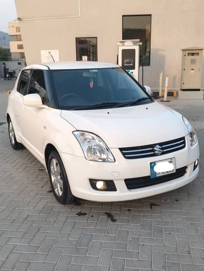 Suzuki Swift 2021 DLX navigation