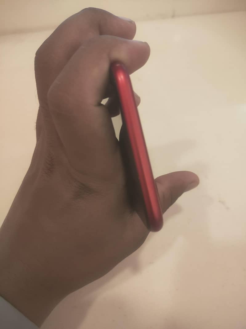 apple iphone 8 plus 4