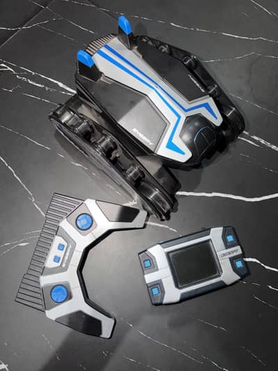Remote control tank