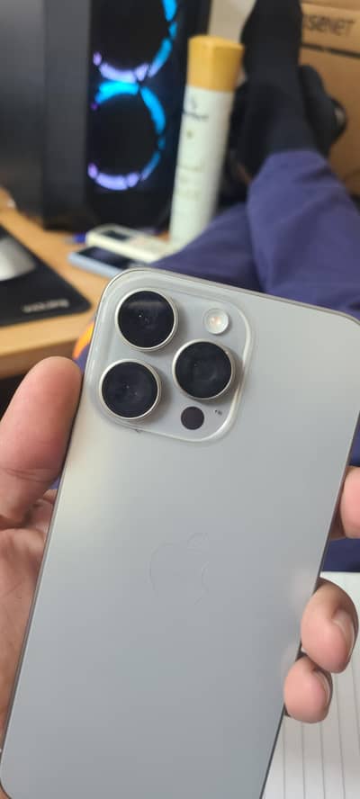 Apple iPhone 15 Pro Max