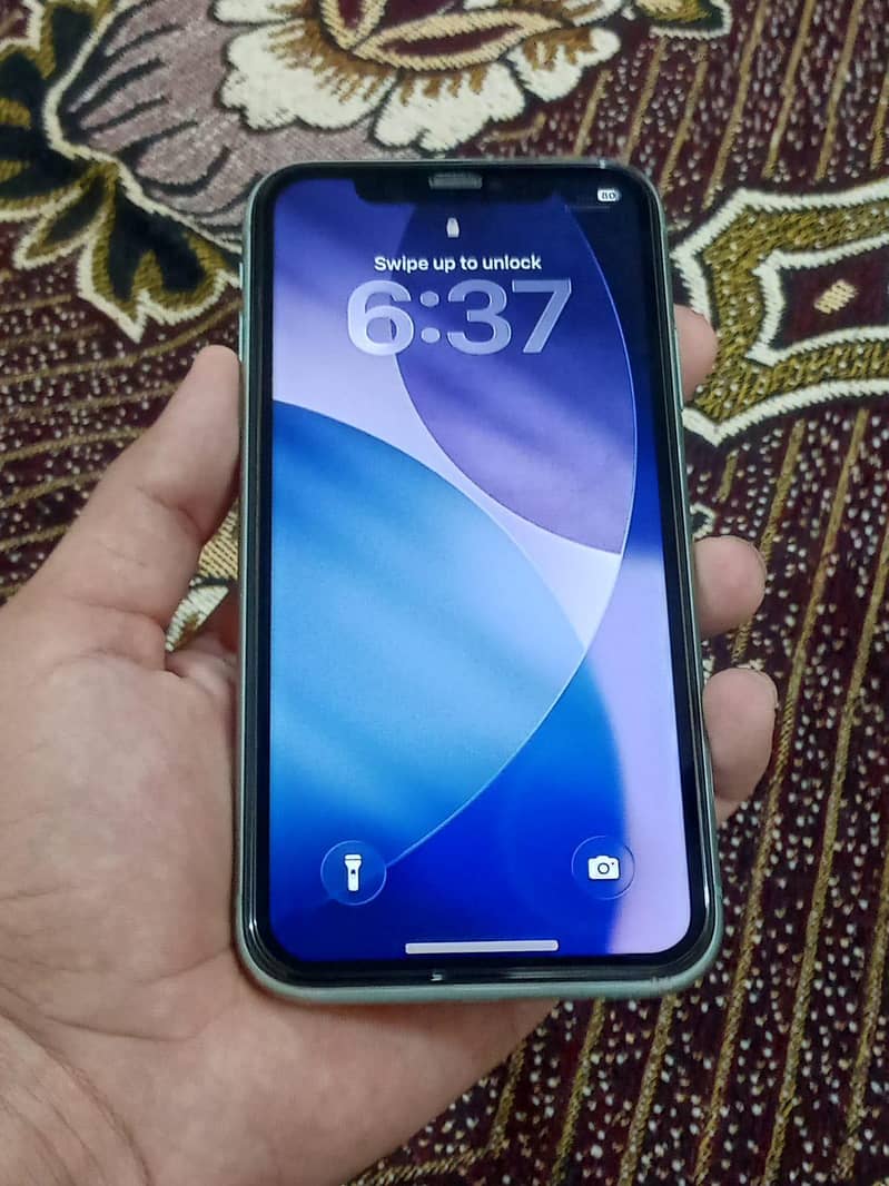 Apple iPhone 11 3