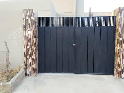 200 Sq Yrds newly completed house for sale