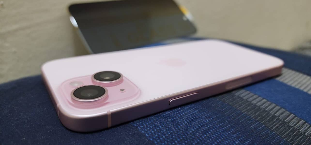 Apple iPhone 15 1