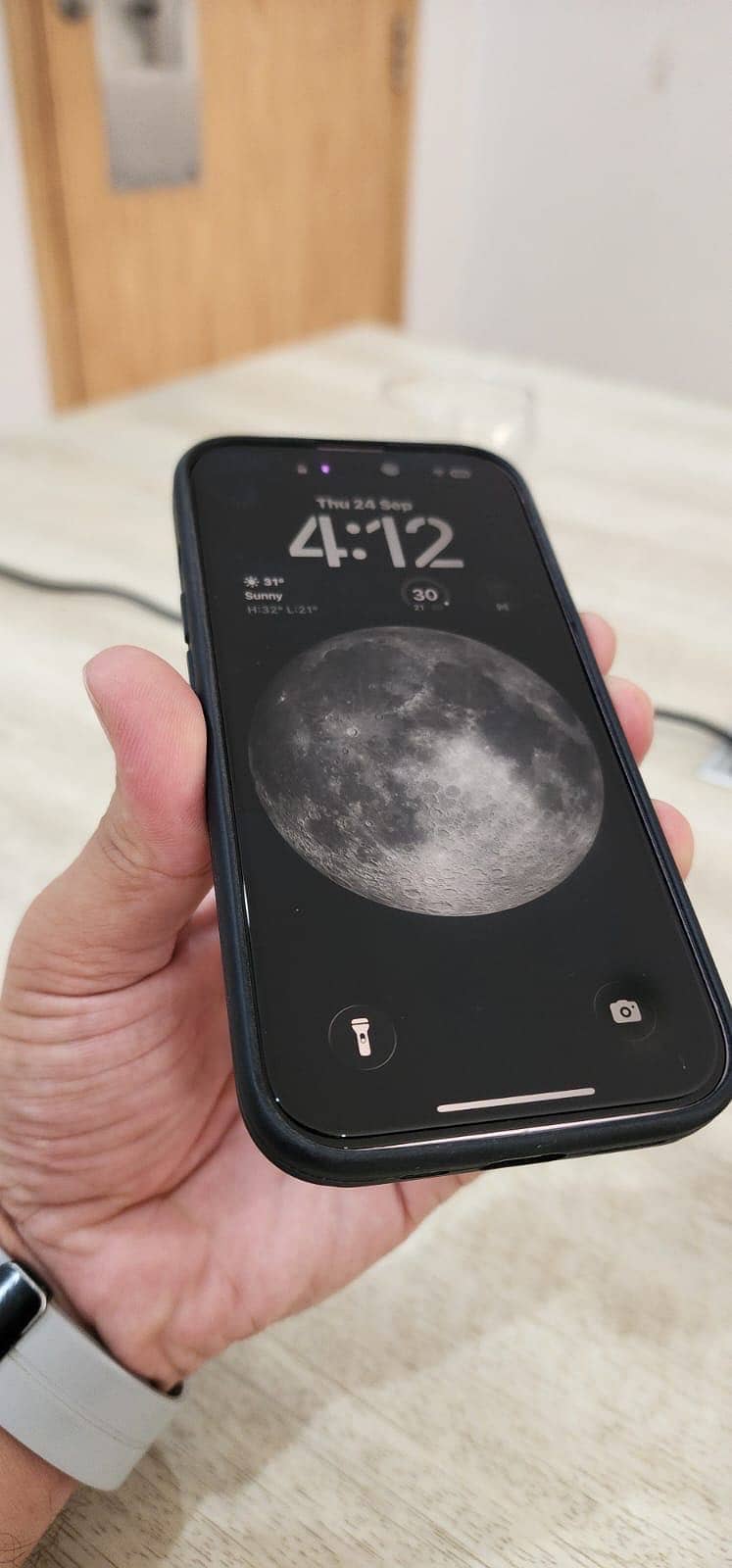 Apple iPhone 15 4