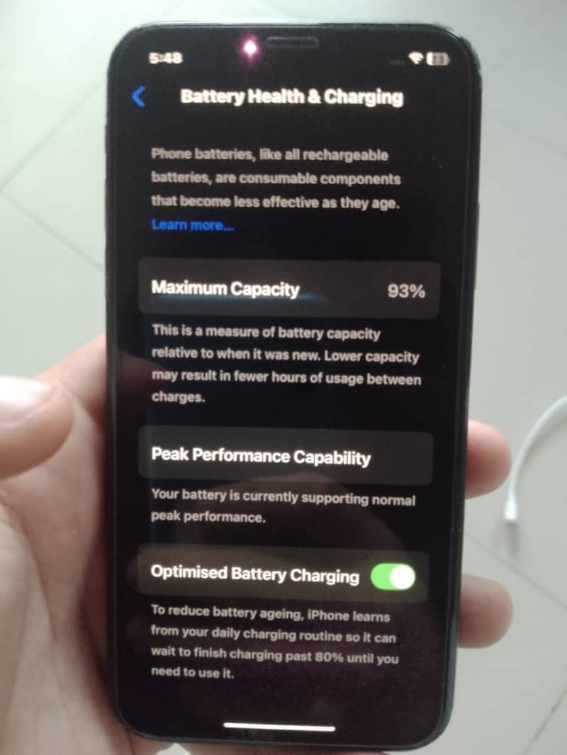 Apple iPhone XS 3