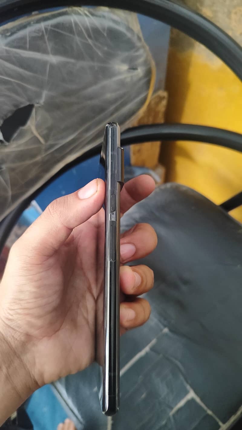 Google Pixel 6 Pro 2
