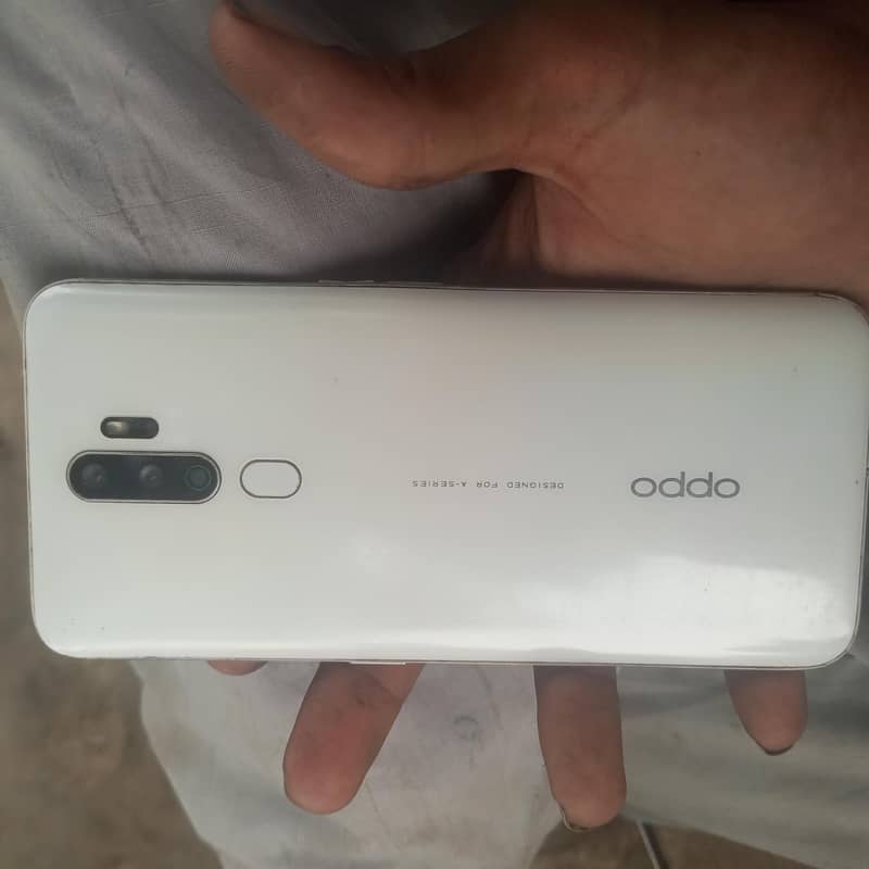 OPPO A5 1