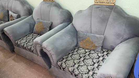 7 Seater sofa for sale