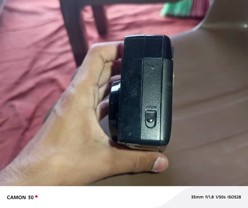 Canon AF35M 4