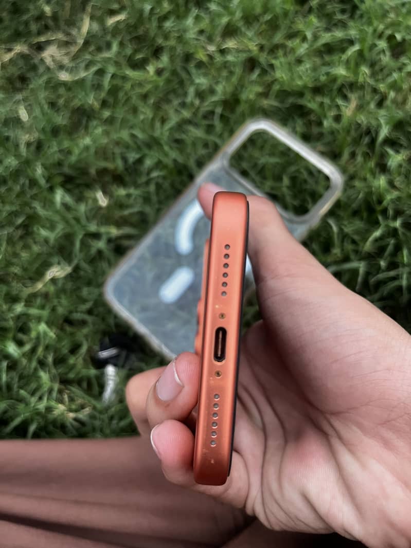 Apple iPhone 17 Pro Max 0